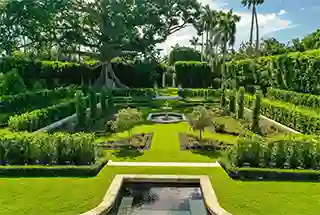 Landscaped Garden at YOO Pristine